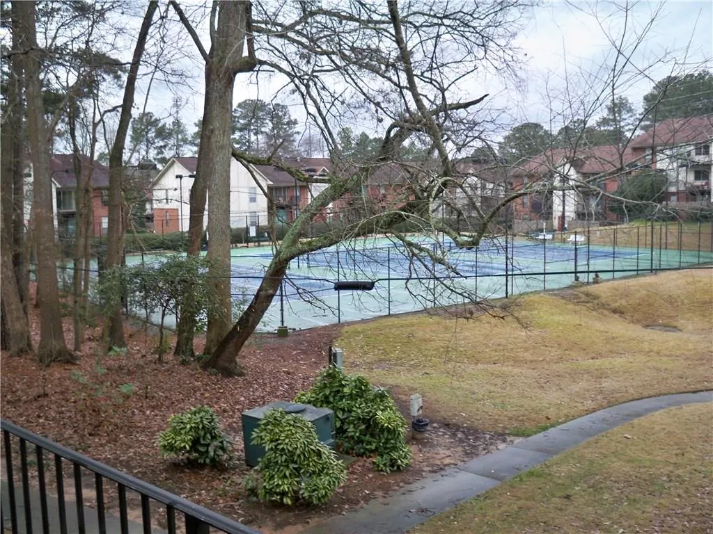 6851 Roswell Road Unit H-32, Atlanta, Georgia 30328, 2 Bedrooms Bedrooms, ,2 BathroomsBathrooms,Residential,Sold,6851 Roswell Road Unit H-32,5632144
