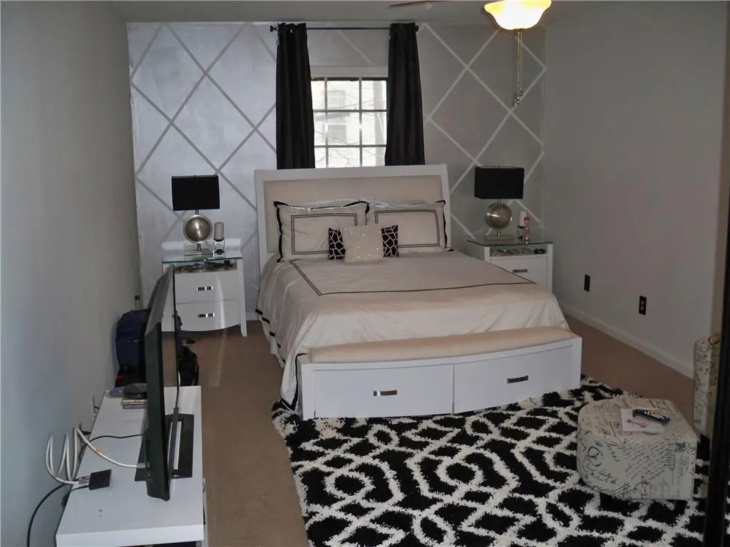 6851 Roswell Road Unit H-32, Atlanta, Georgia 30328, 2 Bedrooms Bedrooms, ,2 BathroomsBathrooms,Residential,Sold,6851 Roswell Road Unit H-32,5632144
