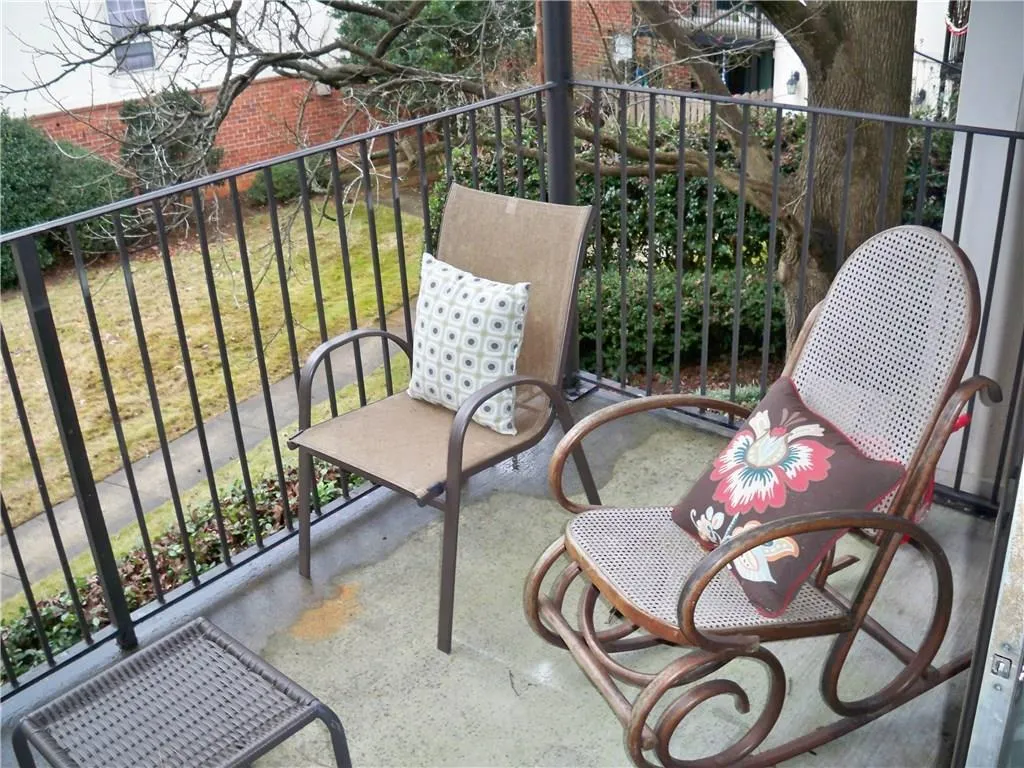6851 Roswell Road Unit H-32, Atlanta, Georgia 30328, 2 Bedrooms Bedrooms, ,2 BathroomsBathrooms,Residential,Sold,6851 Roswell Road Unit H-32,5632144