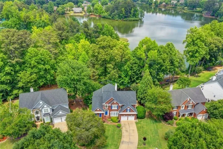 Beautiful Lakefront Home