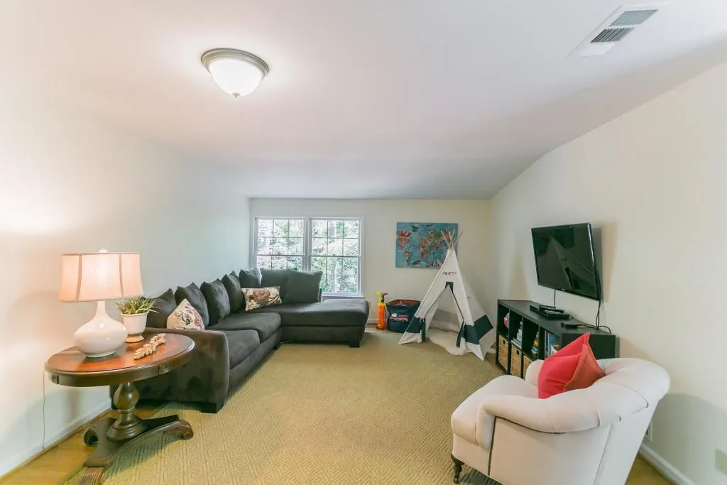 6385 River Overlook Drive, Sandy Springs, Georgia 30328, 5 Bedrooms Bedrooms, ,4 BathroomsBathrooms,Residential,Sold,6385 River Overlook Drive,6537014