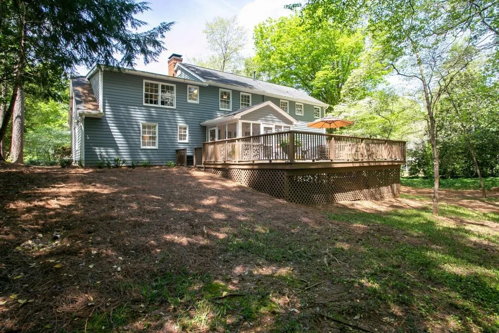 6385 River Overlook Drive, Sandy Springs, Georgia 30328, 5 Bedrooms Bedrooms, ,4 BathroomsBathrooms,Residential,Sold,6385 River Overlook Drive,6537014