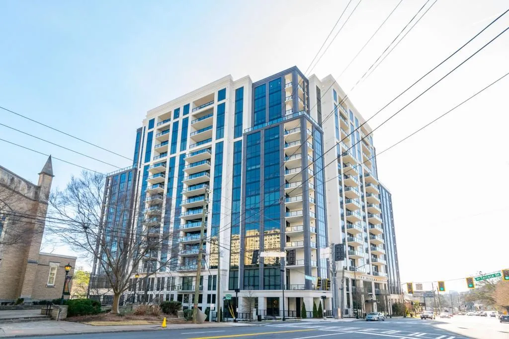 2425 Peachtree Road Ne Unit 505, Atlanta, Georgia 30305, 3 Bedrooms Bedrooms, ,3 BathroomsBathrooms,Residential,For Sale,2425 Peachtree Road Ne Unit 505,7543755 2425 Peachtree Road Ne Unit 505, Atlanta, Georgia 30305, 3 Bedrooms Bedrooms, ,3 BathroomsBathrooms,Residential,For Sale,2425 Peachtree Road Ne Unit 505,7543755