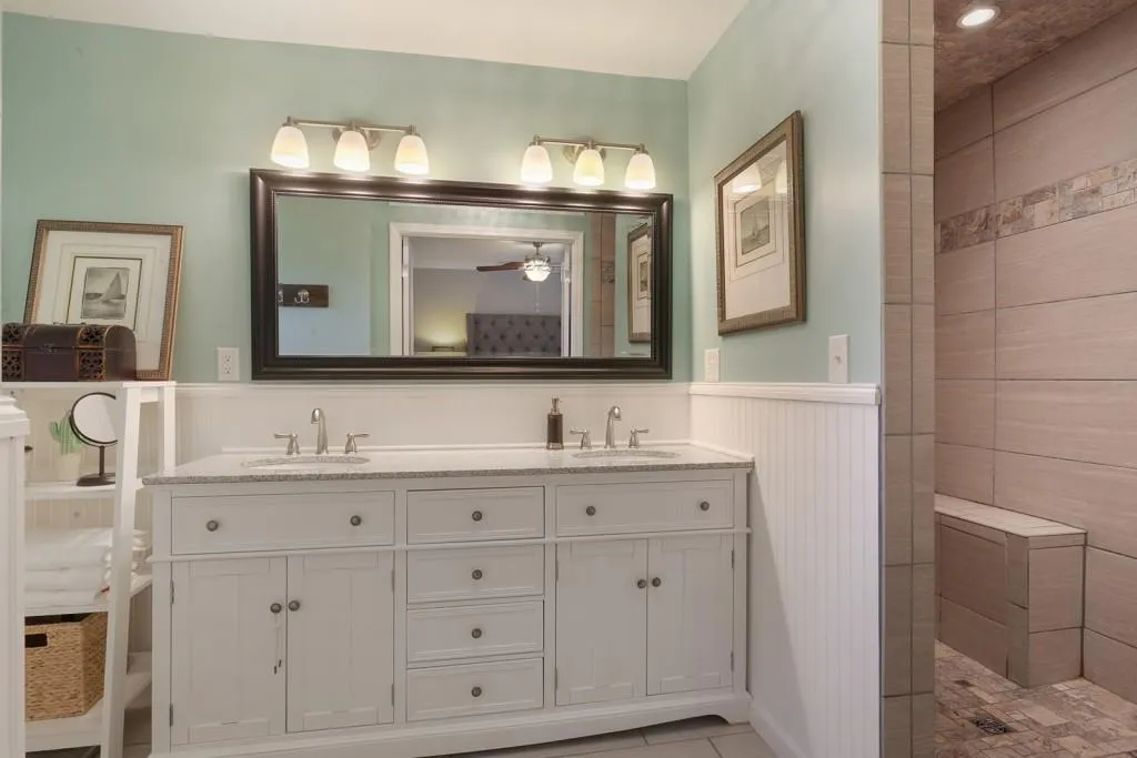 715 Glenforest Road, Atlanta, Georgia 30328, 3 Bedrooms Bedrooms, ,2 BathroomsBathrooms,Residential,Sold,715 Glenforest Road,6091086