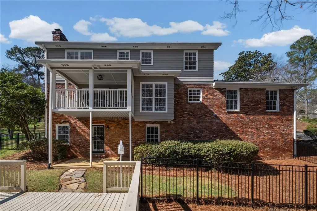 235 Abington Drive, Sandy Springs, Georgia 30328, 4 Bedrooms Bedrooms, ,2 BathroomsBathrooms,Residential,For Sale,235 Abington Drive,7731761