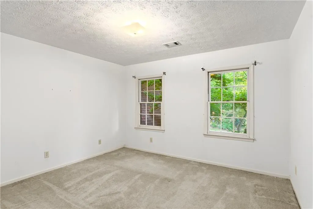 6985 Wycombe Road, Sandy Springs, Georgia 30328, 6 Bedrooms Bedrooms, ,3 BathroomsBathrooms,Residential,Sold,6985 Wycombe Road,6949540