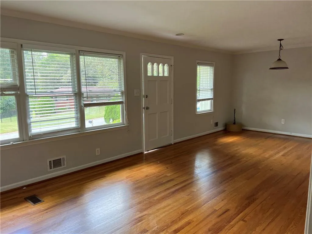 2334 Elmwood Drive Se, Atlanta, Georgia 30339, 3 Bedrooms Bedrooms, ,2 BathroomsBathrooms,Residential,For Sale,2334 Elmwood Drive Se,7465188