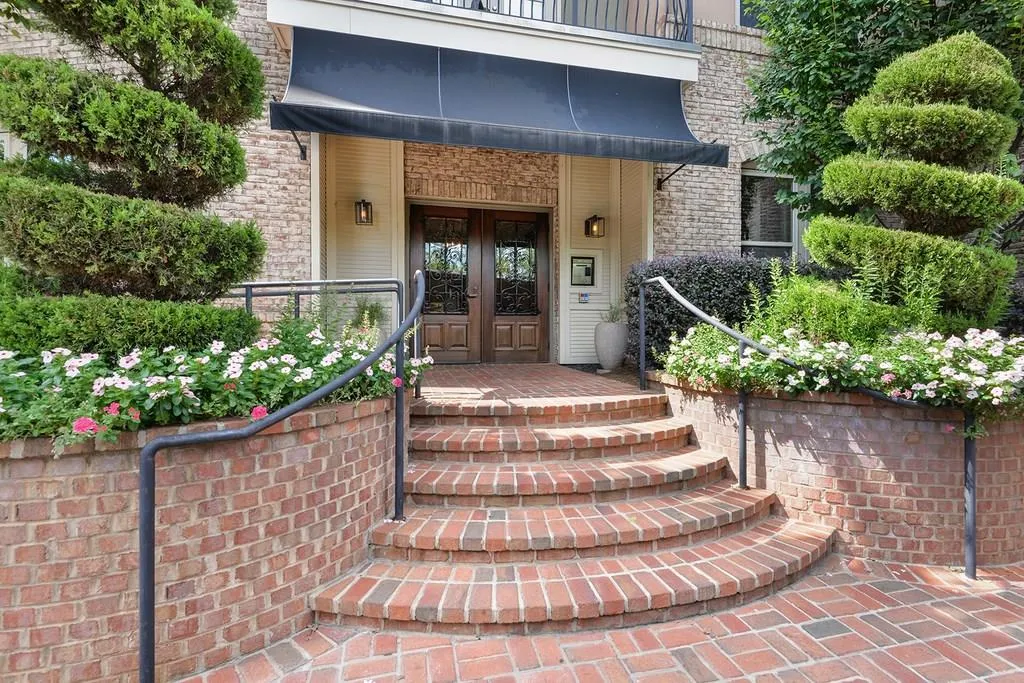 901 Abernathy Drive Unit 4060, Atlanta, Georgia 30328, 2 Bedrooms Bedrooms, ,2 BathroomsBathrooms,Residential,Sold,901 Abernathy Drive Unit 4060,6076916