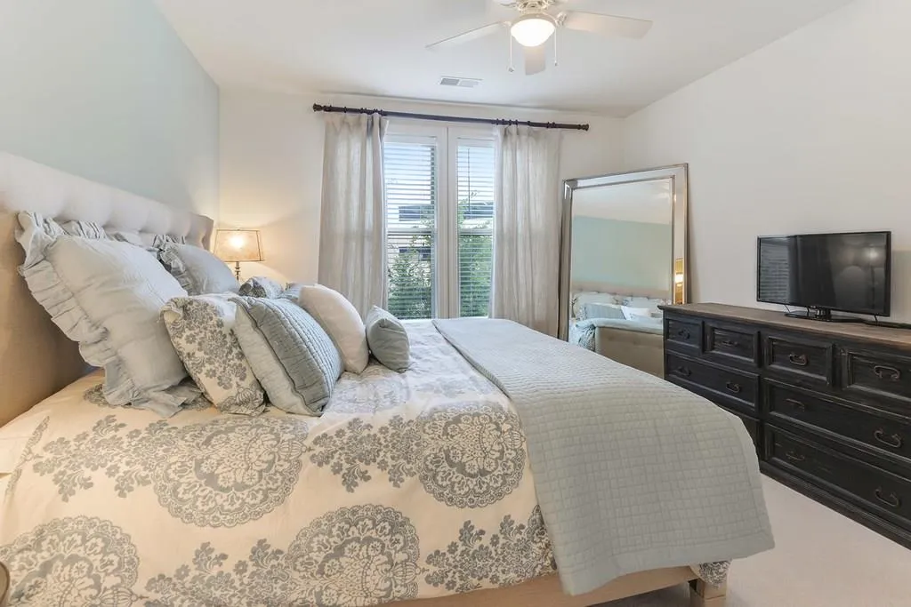 901 Abernathy Drive Unit 4060, Atlanta, Georgia 30328, 2 Bedrooms Bedrooms, ,2 BathroomsBathrooms,Residential,Sold,901 Abernathy Drive Unit 4060,6076916