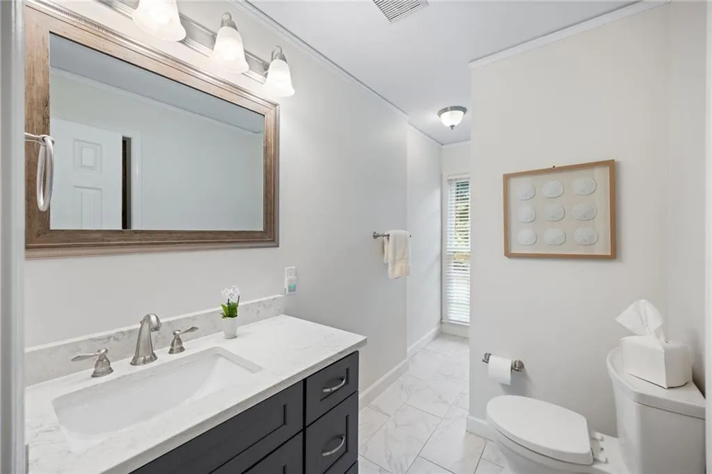 6800 Wright Road, Atlanta, Georgia 30328, 5 Bedrooms Bedrooms, ,3 BathroomsBathrooms,Residential,Sold,6800 Wright Road,7575579