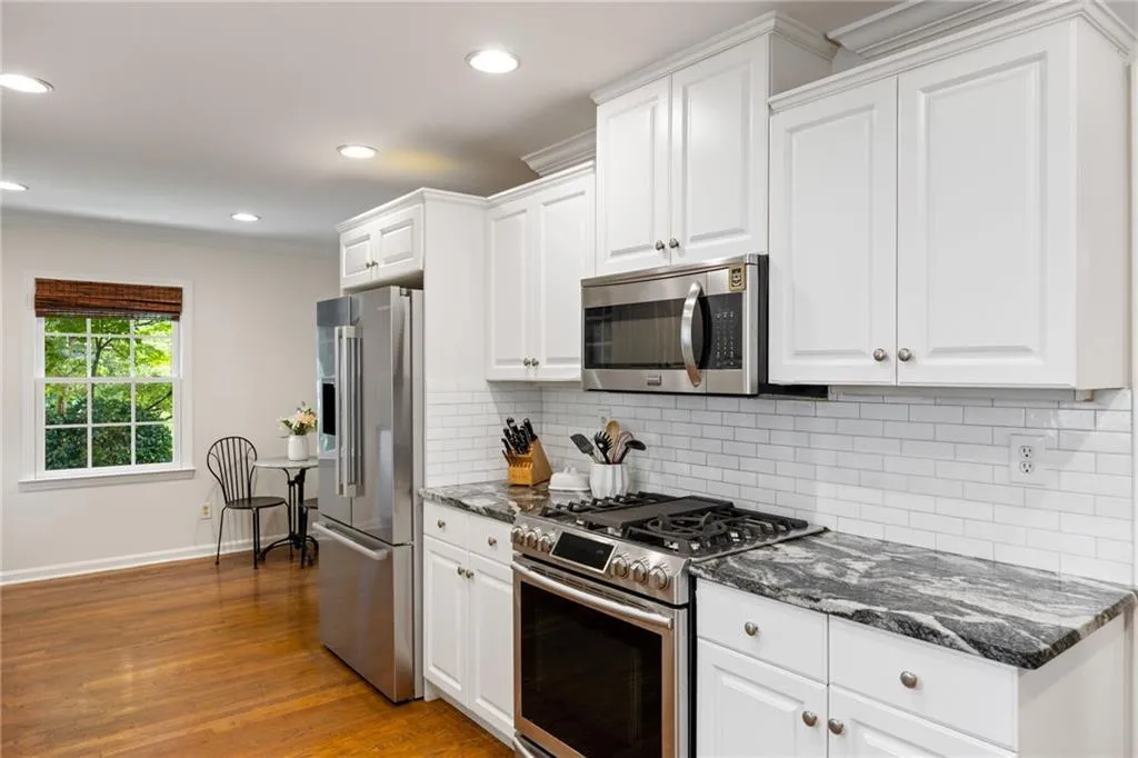6800 Wright Road, Atlanta, Georgia 30328, 5 Bedrooms Bedrooms, ,3 BathroomsBathrooms,Residential,Sold,6800 Wright Road,7575579