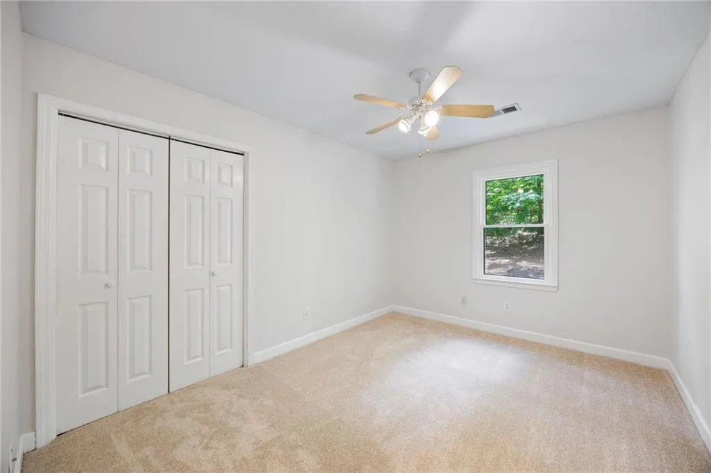 Upstairs 3 Bedroom