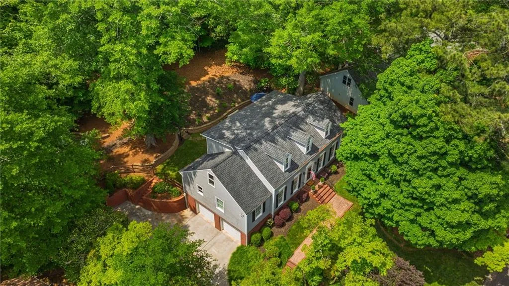 6800 Wright Road, Atlanta, Georgia 30328, 5 Bedrooms Bedrooms, ,3 BathroomsBathrooms,Residential,Sold,6800 Wright Road,7575579