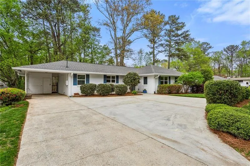 1155 Moores Mill Road Nw, Atlanta, Georgia 30327, 3 Bedrooms Bedrooms, ,2 BathroomsBathrooms,Residential,Sold,1155 Moores Mill Road Nw,7571158