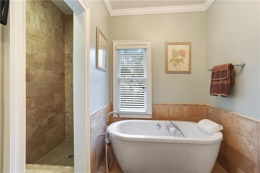 115 Barnard Place, Sandy Springs, Georgia 30328, 5 Bedrooms Bedrooms, ,3 BathroomsBathrooms,Residential,Sold,115 Barnard Place,5951226