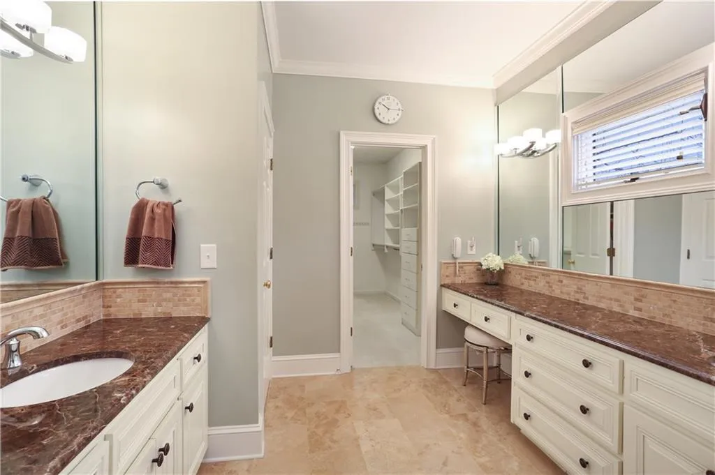 115 Barnard Place, Sandy Springs, Georgia 30328, 5 Bedrooms Bedrooms, ,3 BathroomsBathrooms,Residential,Sold,115 Barnard Place,5951226