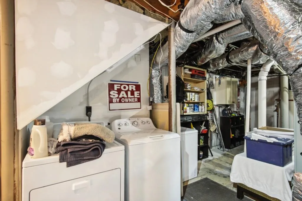 401 Pine Forest Road Ne, Sandy Springs, Georgia 30342, 3 Bedrooms Bedrooms, ,3 BathroomsBathrooms,Residential,Sold,401 Pine Forest Road Ne,7066380
