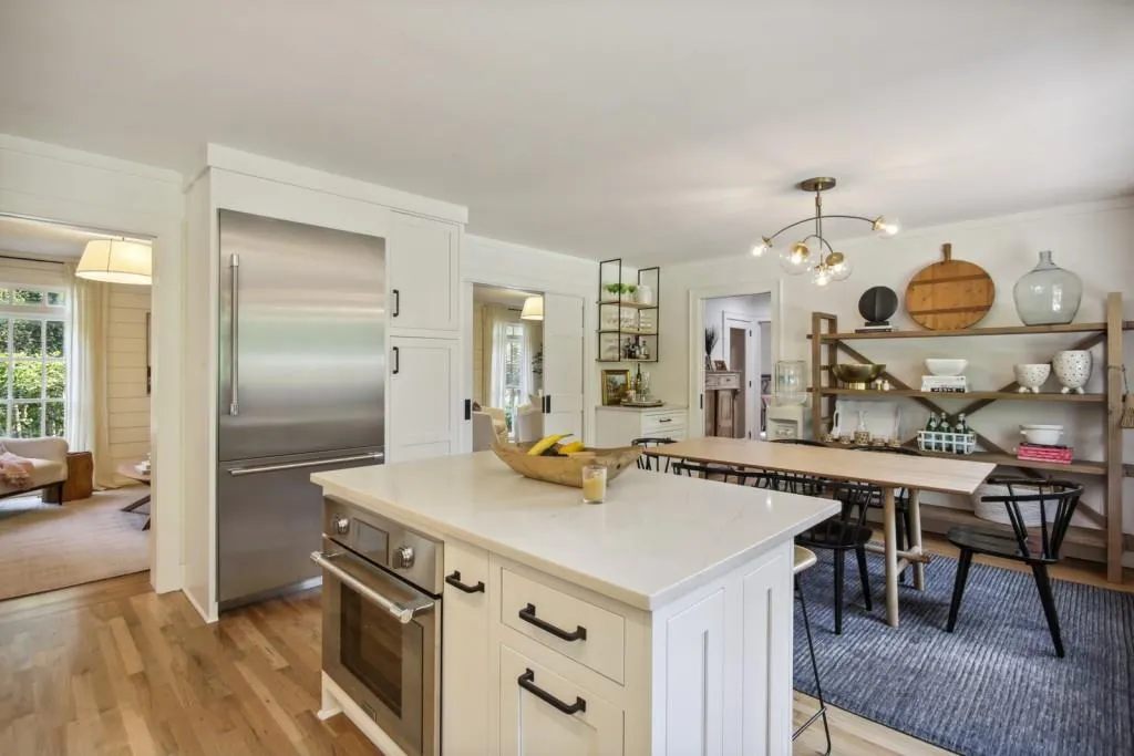 401 Pine Forest Road Ne, Sandy Springs, Georgia 30342, 3 Bedrooms Bedrooms, ,3 BathroomsBathrooms,Residential,Sold,401 Pine Forest Road Ne,7066380