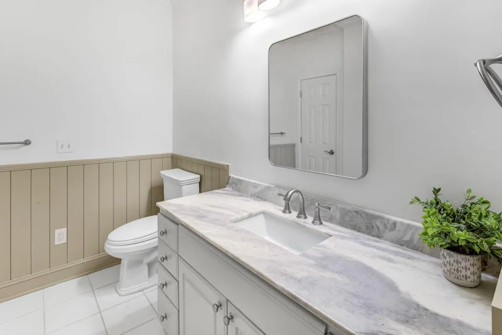 4174 Powers Ferry Road Nw, Atlanta, Georgia 30342, 5 Bedrooms Bedrooms, ,3 BathroomsBathrooms,Residential,For Sale,4174 Powers Ferry Road Nw,7625655