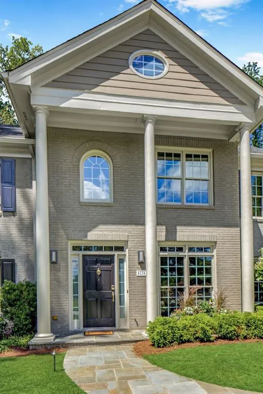 4174 Powers Ferry Road Nw, Atlanta, Georgia 30342, 5 Bedrooms Bedrooms, ,3 BathroomsBathrooms,Residential,For Sale,4174 Powers Ferry Road Nw,7625655