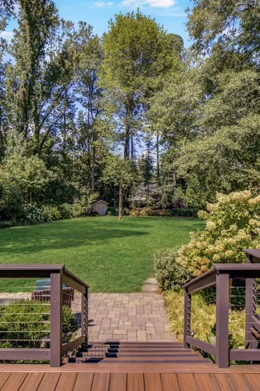 4174 Powers Ferry Road Nw, Atlanta, Georgia 30342, 5 Bedrooms Bedrooms, ,3 BathroomsBathrooms,Residential,For Sale,4174 Powers Ferry Road Nw,7625655