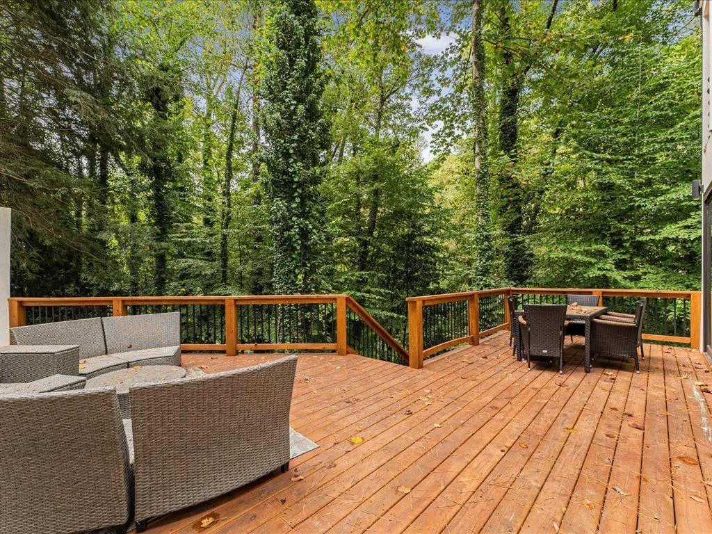 1153 Dawn View Lane Nw, Atlanta, Georgia 30327, 4 Bedrooms Bedrooms, ,4 BathroomsBathrooms,Residential,For Sale,1153 Dawn View Lane Nw,7657991 1153 Dawn View Lane Nw, Atlanta, Georgia 30327, 4 Bedrooms Bedrooms, ,4 BathroomsBathrooms,Residential,For Sale,1153 Dawn View Lane Nw,7657991