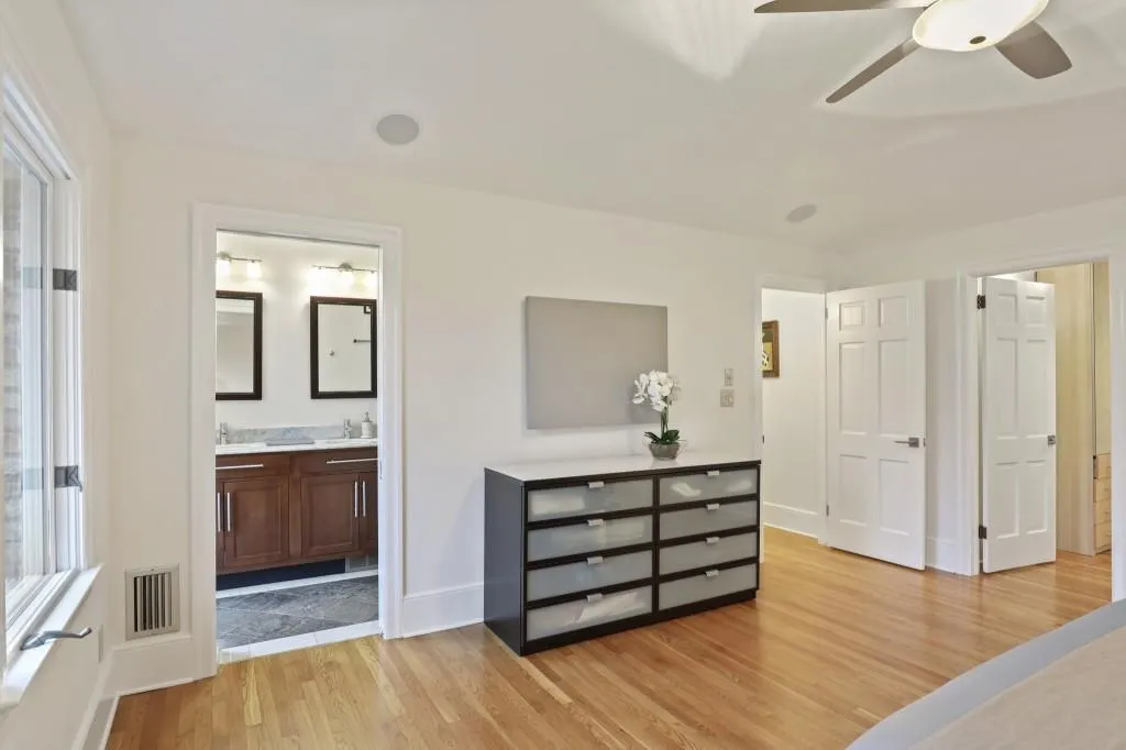 6380 Colewood Court, Atlanta, Georgia 30328, 3 Bedrooms Bedrooms, ,2 BathroomsBathrooms,Residential,Sold,6380 Colewood Court,6685641