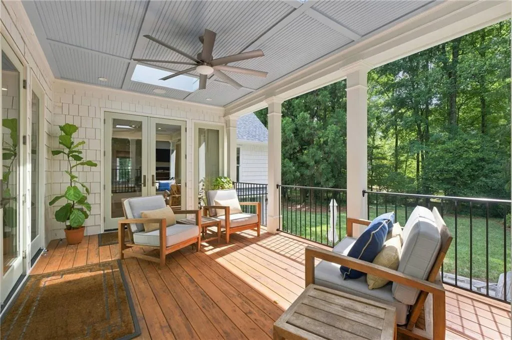 5260 New London Trace, Sandy Springs, Georgia 30327, 4 Bedrooms Bedrooms, 0 ,3 BathroomsBathrooms,Residential,For Sale,5260 New London Trace,7851612