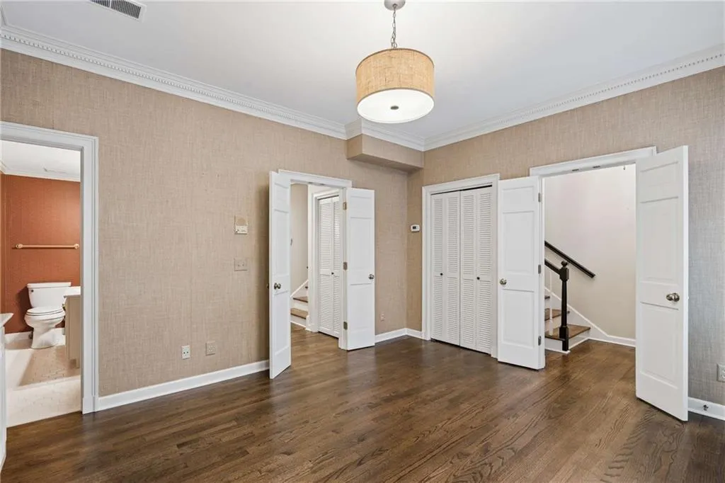 Den/office or 4th bedroom with private full bath.