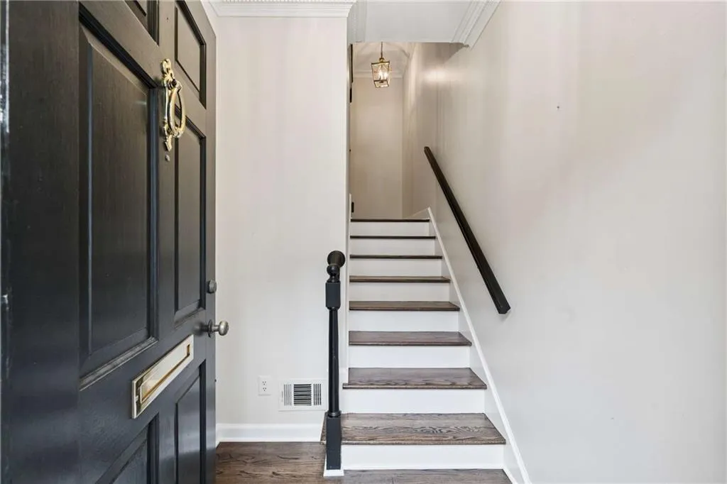 Guest entry hall