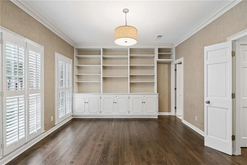 Den/office or 4th bedroom with private full bath.