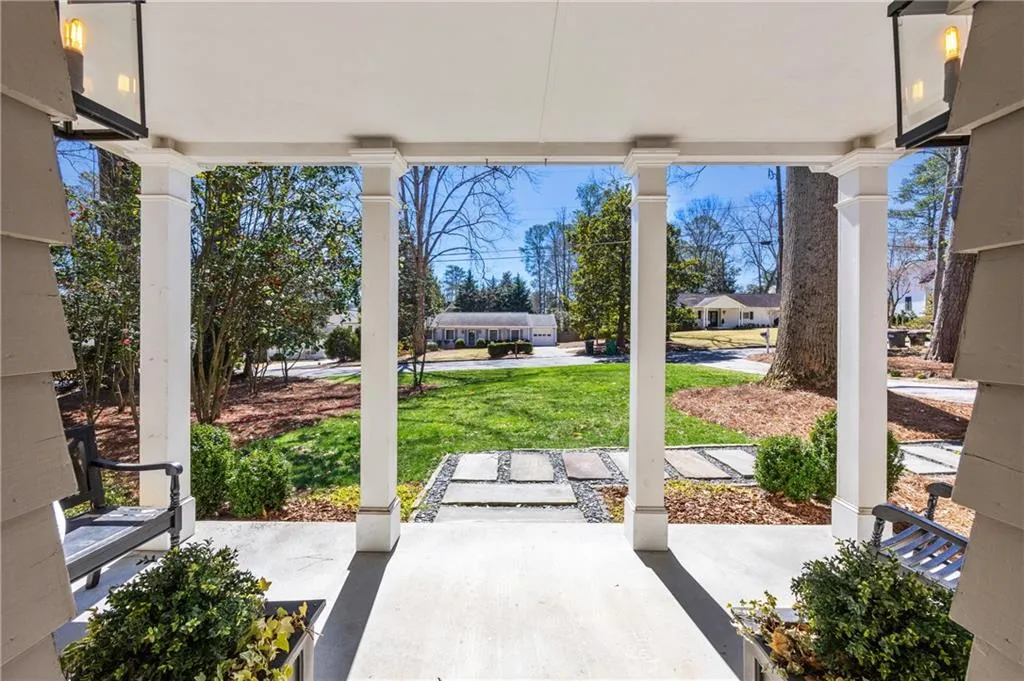 436 Carolwood Lane, Atlanta, Georgia 30342, 3 Bedrooms Bedrooms, ,2 BathroomsBathrooms,Residential,Sold,436 Carolwood Lane,7536859