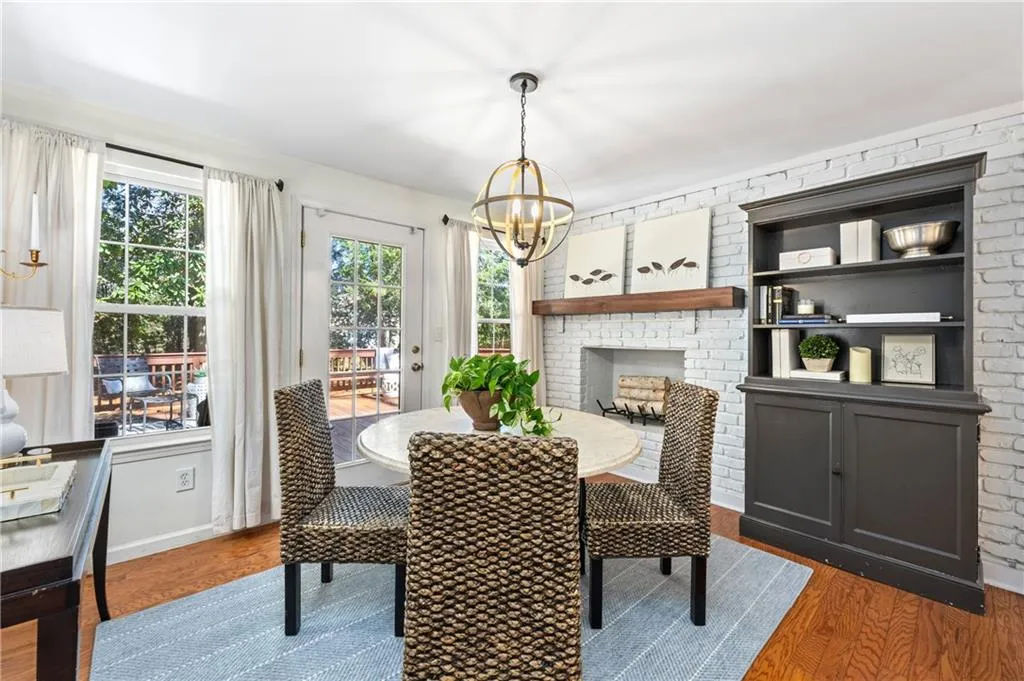 436 Carolwood Lane, Atlanta, Georgia 30342, 3 Bedrooms Bedrooms, ,2 BathroomsBathrooms,Residential,Sold,436 Carolwood Lane,7536859