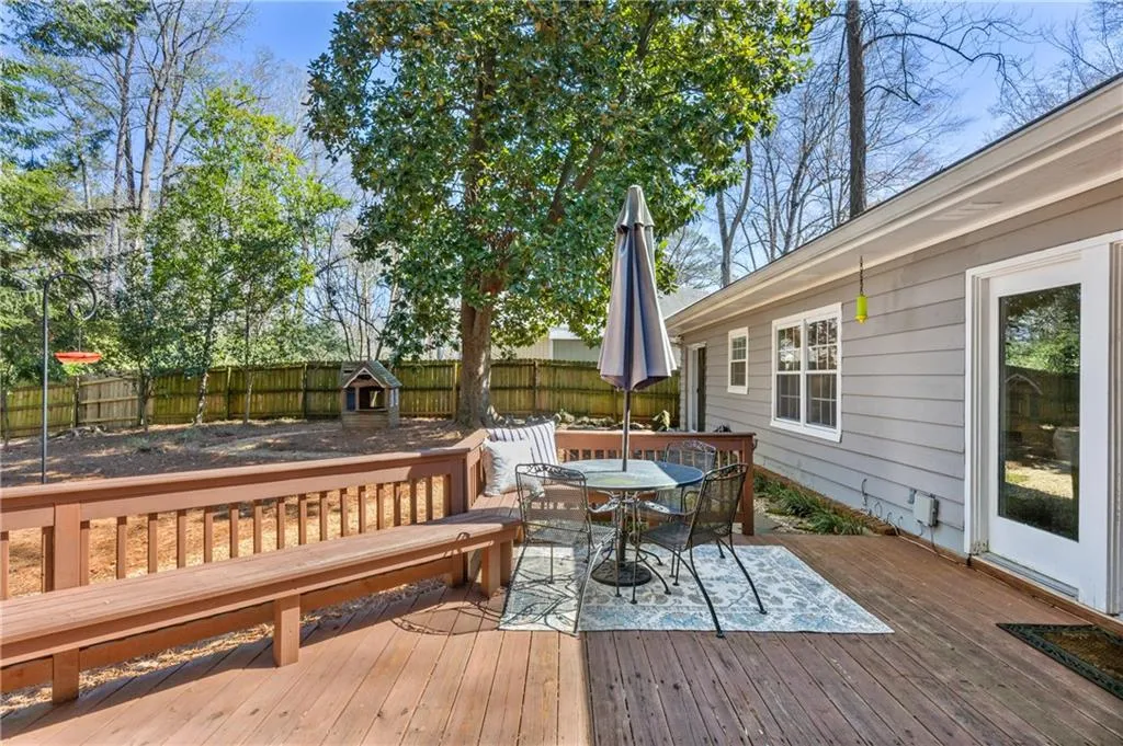 436 Carolwood Lane, Atlanta, Georgia 30342, 3 Bedrooms Bedrooms, ,2 BathroomsBathrooms,Residential,Sold,436 Carolwood Lane,7536859