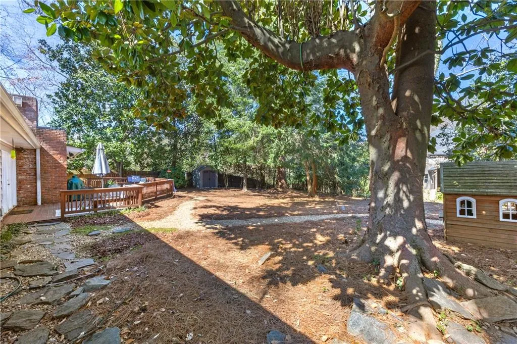 436 Carolwood Lane, Atlanta, Georgia 30342, 3 Bedrooms Bedrooms, ,2 BathroomsBathrooms,Residential,Sold,436 Carolwood Lane,7536859