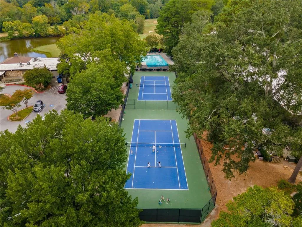 46 Monet Court Nw, Atlanta, Georgia 30327, 1 Bedroom Bedrooms, ,1 BathroomBathrooms,Residential,For Sale,46 Monet Court Nw,7454518