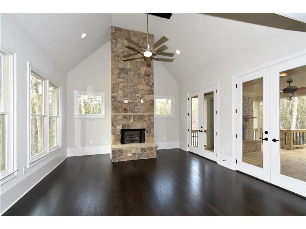 475 Belada Boulevard, Sandy Springs, Georgia 30342, 5 Bedrooms Bedrooms, ,4 BathroomsBathrooms,Residential,Sold,475 Belada Boulevard,5695220
