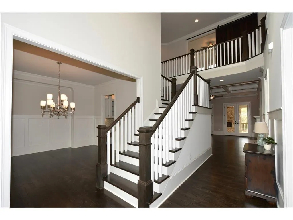 475 Belada Boulevard, Sandy Springs, Georgia 30342, 5 Bedrooms Bedrooms, ,4 BathroomsBathrooms,Residential,Sold,475 Belada Boulevard,5695220