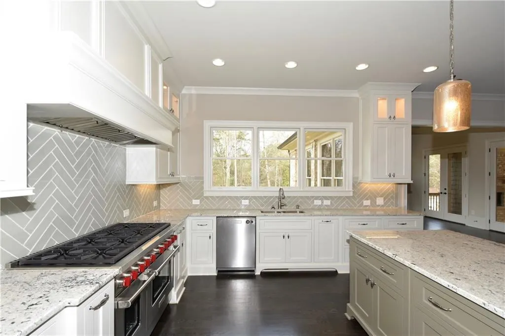 475 Belada Boulevard, Sandy Springs, Georgia 30342, 5 Bedrooms Bedrooms, ,4 BathroomsBathrooms,Residential,Sold,475 Belada Boulevard,5695220