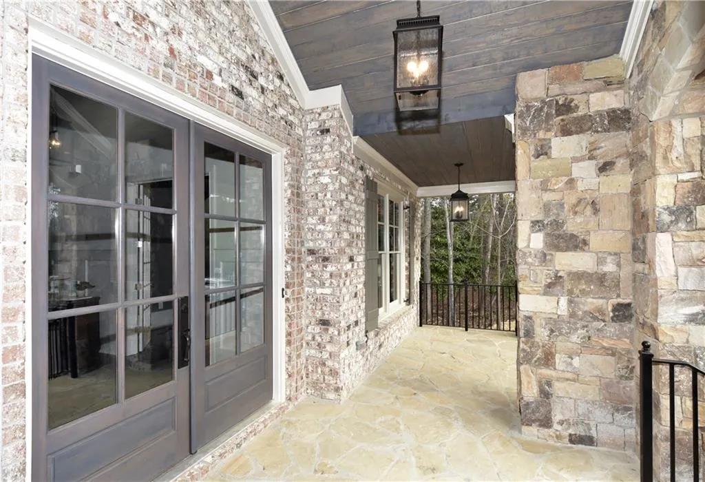 475 Belada Boulevard, Sandy Springs, Georgia 30342, 5 Bedrooms Bedrooms, ,4 BathroomsBathrooms,Residential,Sold,475 Belada Boulevard,5695220