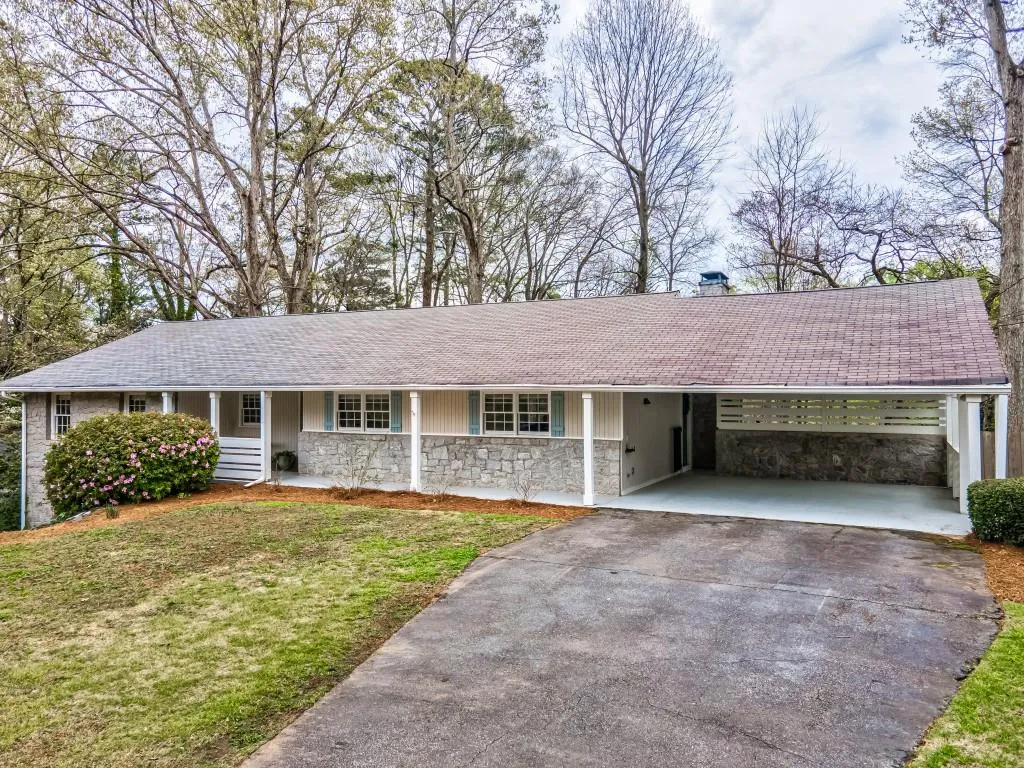 435 Forest Valley Road, Sandy Springs, Georgia 30342, 5 Bedrooms Bedrooms, ,3 BathroomsBathrooms,Residential,Sold,435 Forest Valley Road,7195904