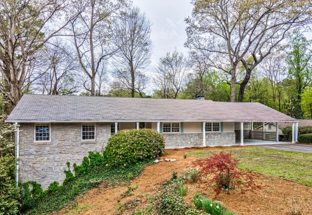 435 Forest Valley Road, Sandy Springs, Georgia 30342, 5 Bedrooms Bedrooms, ,3 BathroomsBathrooms,Residential,Sold,435 Forest Valley Road,7195904