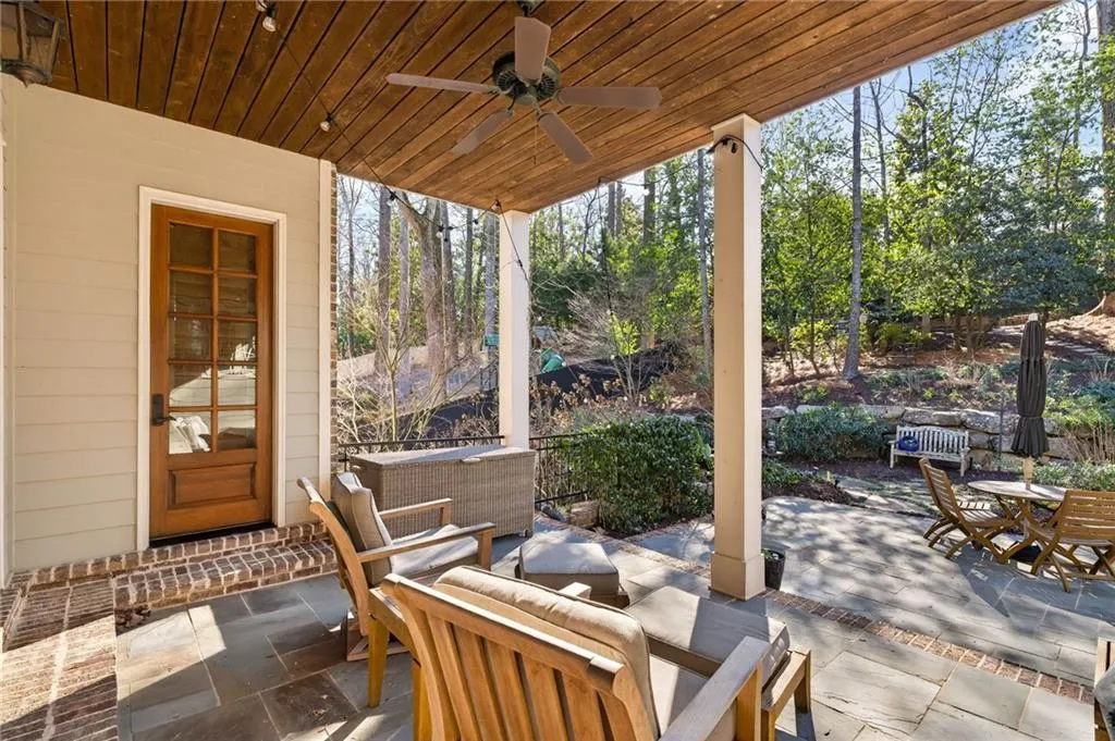 View of patio / terrace with a ceiling fan