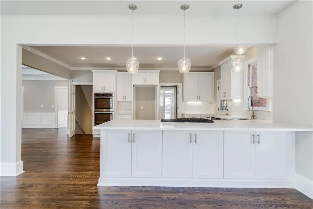 430 Waterridge Court, Sandy Springs, Georgia 30350, 4 Bedrooms Bedrooms, ,4 BathroomsBathrooms,Residential,Sold,430 Waterridge Court,6016026