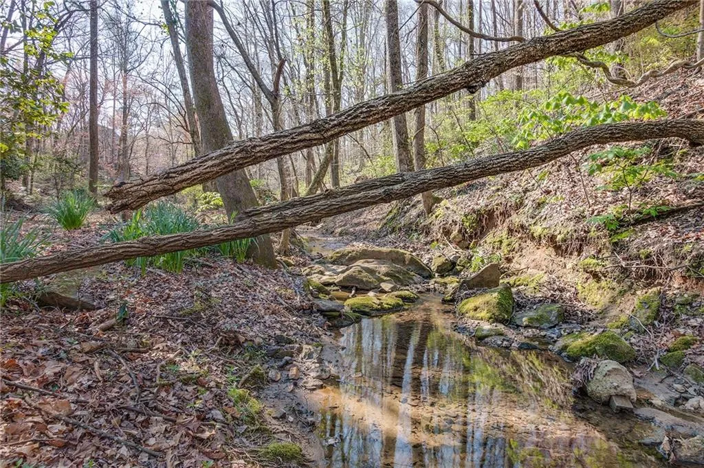430 Waterridge Court, Sandy Springs, Georgia 30350, 4 Bedrooms Bedrooms, ,4 BathroomsBathrooms,Residential,Sold,430 Waterridge Court,6016026