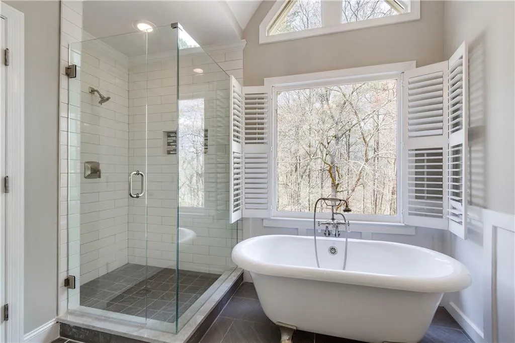 430 Waterridge Court, Sandy Springs, Georgia 30350, 4 Bedrooms Bedrooms, ,4 BathroomsBathrooms,Residential,Sold,430 Waterridge Court,6016026