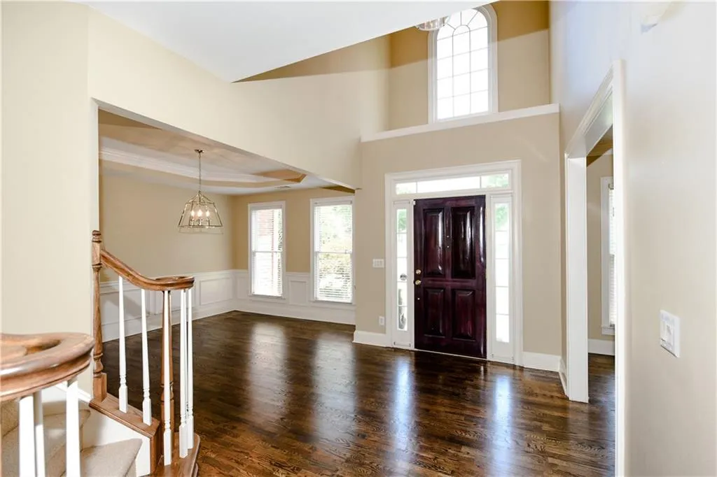 275 Windsor Gate Cove, Atlanta, Georgia 30342, 4 Bedrooms Bedrooms, ,3 BathroomsBathrooms,Residential,Sold,275 Windsor Gate Cove,6614931