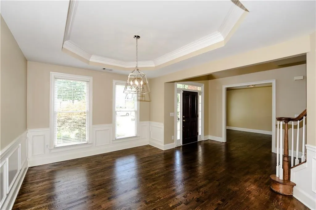 275 Windsor Gate Cove, Atlanta, Georgia 30342, 4 Bedrooms Bedrooms, ,3 BathroomsBathrooms,Residential,Sold,275 Windsor Gate Cove,6614931