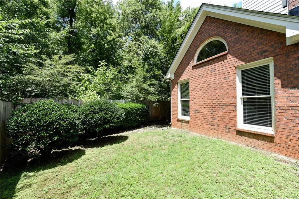 275 Windsor Gate Cove, Atlanta, Georgia 30342, 4 Bedrooms Bedrooms, ,3 BathroomsBathrooms,Residential,Sold,275 Windsor Gate Cove,6614931