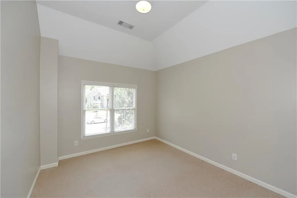 275 Windsor Gate Cove, Atlanta, Georgia 30342, 4 Bedrooms Bedrooms, ,3 BathroomsBathrooms,Residential,Sold,275 Windsor Gate Cove,6614931